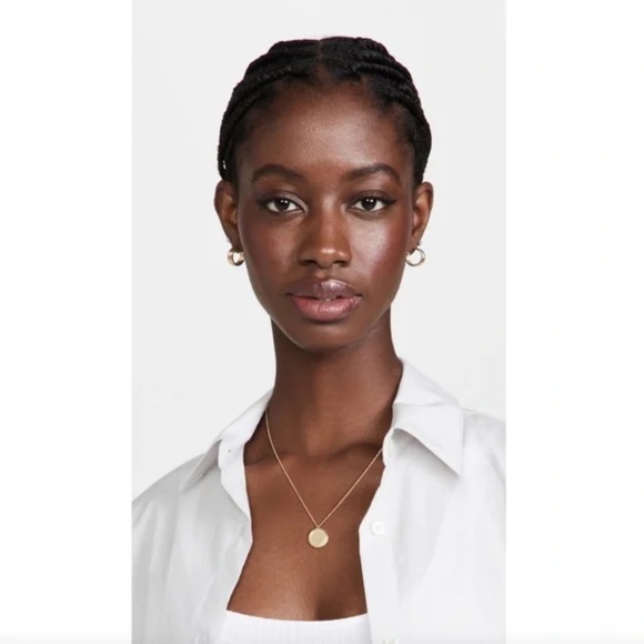 SHASHI Theodora Disc Pendant Necklace - Picture 3 of 8